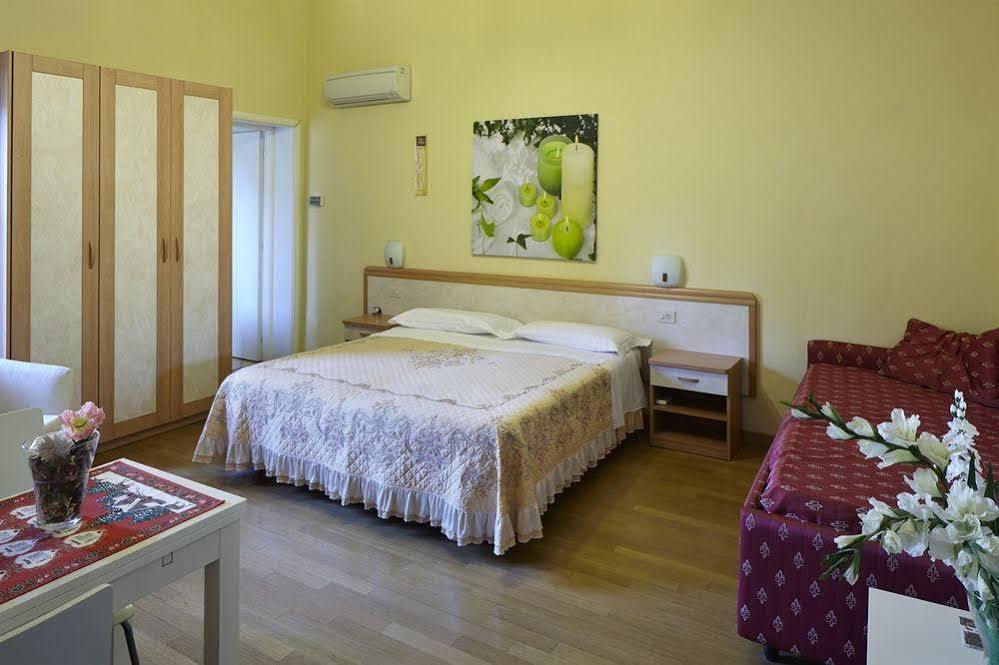Residence Cavour 63 Ravenna Exterior foto